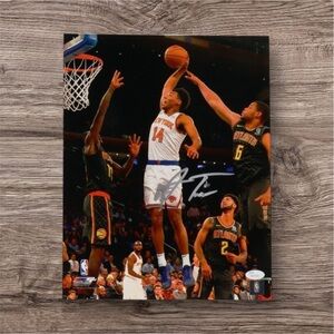 Allonzo Trier Signed Knicks 11x14 Photo (JSA)